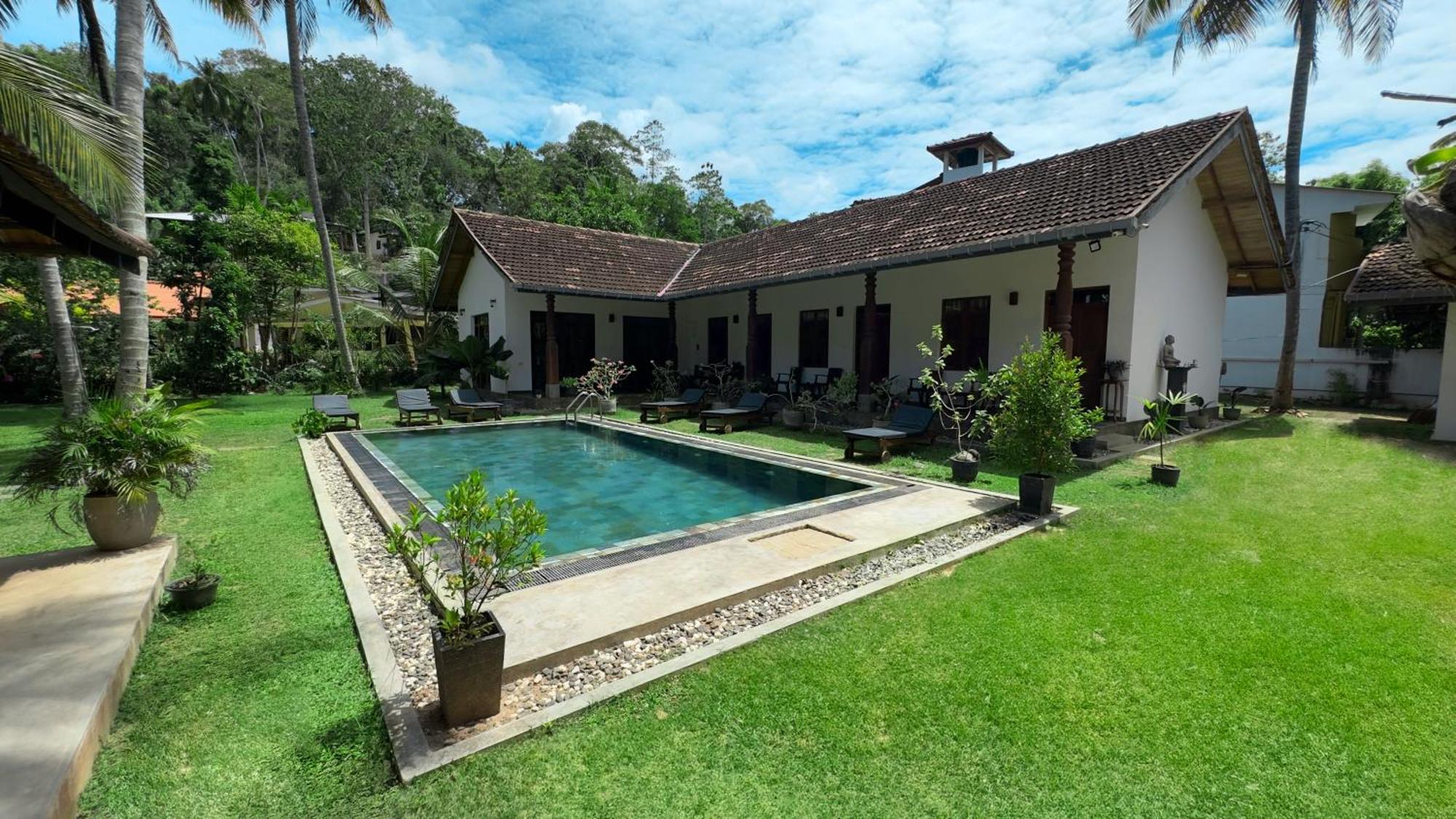 Villa Hiriketiya ดิคเวลลา ภายนอก รูปภาพ
