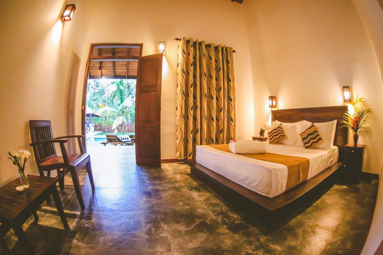 Villa Hiriketiya ดิคเวลลา ภายนอก รูปภาพ