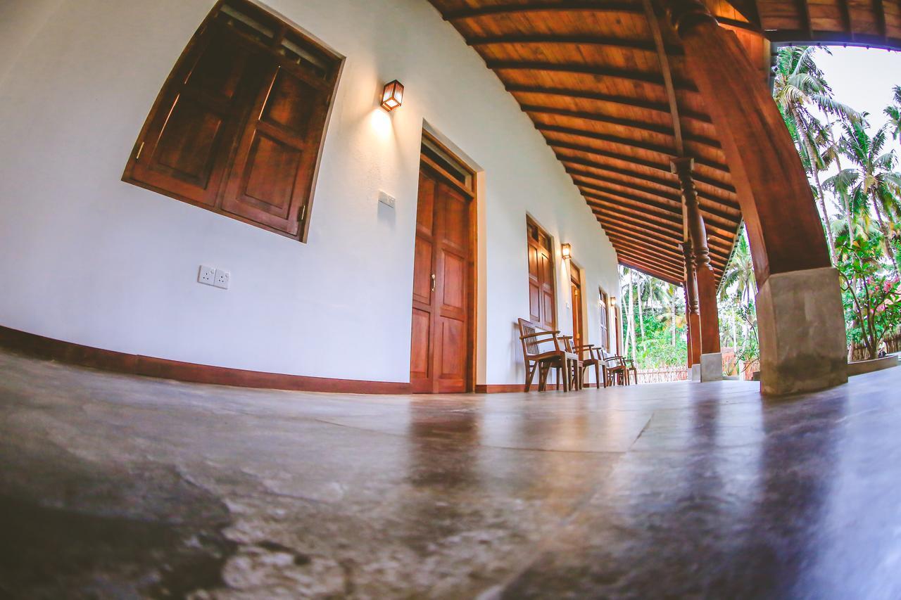 Villa Hiriketiya ดิคเวลลา ภายนอก รูปภาพ